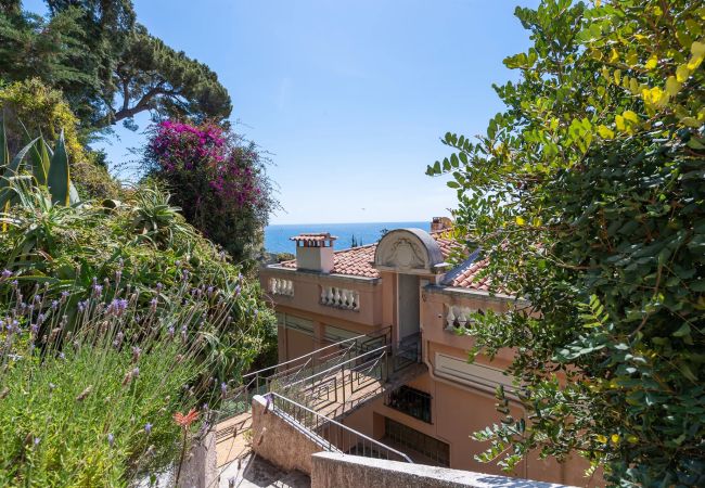 Apartment in Beaulieu-sur-Mer - Lara Apartment in Beaulieu-sur-Mer - Lara