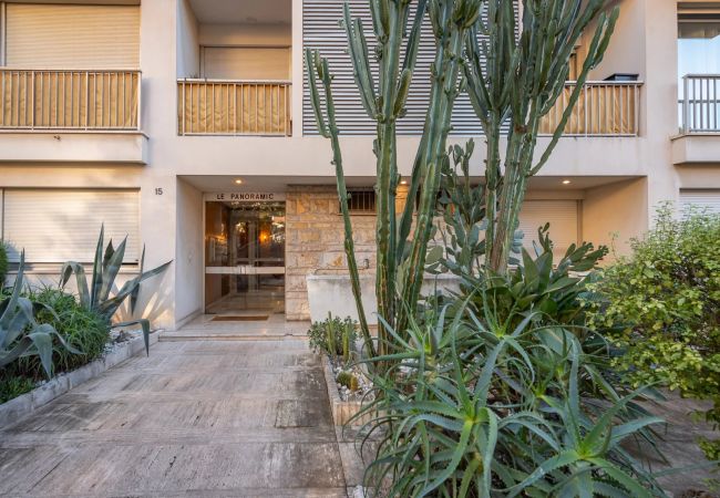 Apartment in Beaulieu-sur-Mer - Charlotte Apartment in Beaulieu-sur-Mer - Charlotte