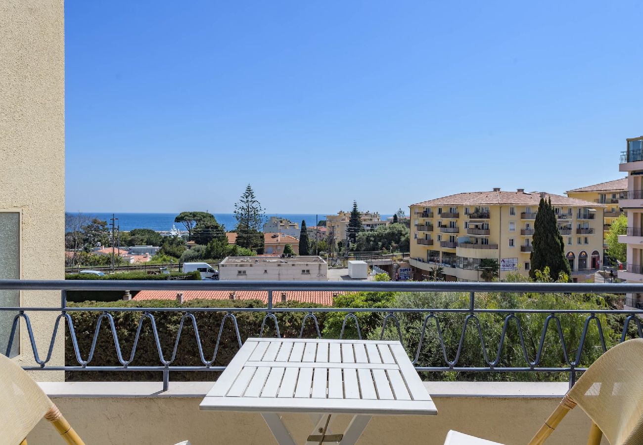 Apartment in Beaulieu-sur-Mer - Michael