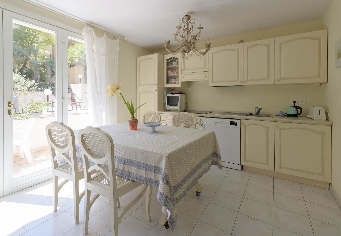 Apartment in Beaulieu-sur-Mer - Juliette