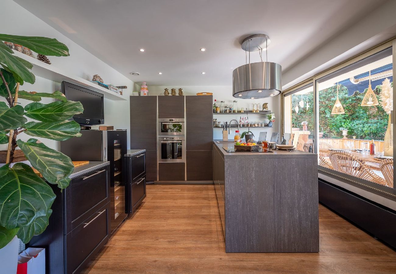 Residence in Saint-Jean-Cap-Ferrat - Tina