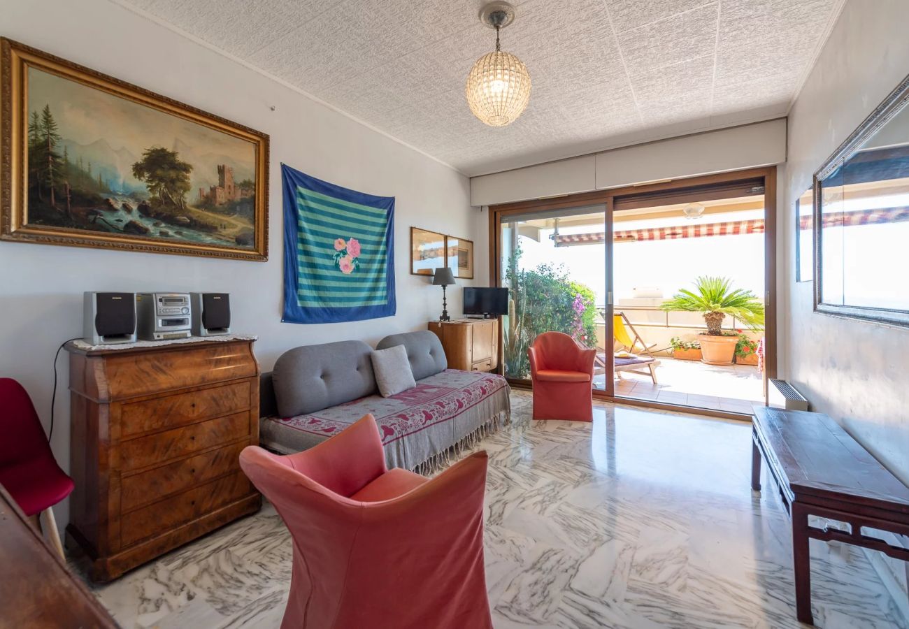 Apartment in Beaulieu-sur-Mer - Andrea