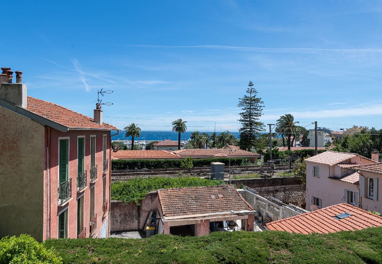 Residence in Beaulieu-sur-Mer - Lina