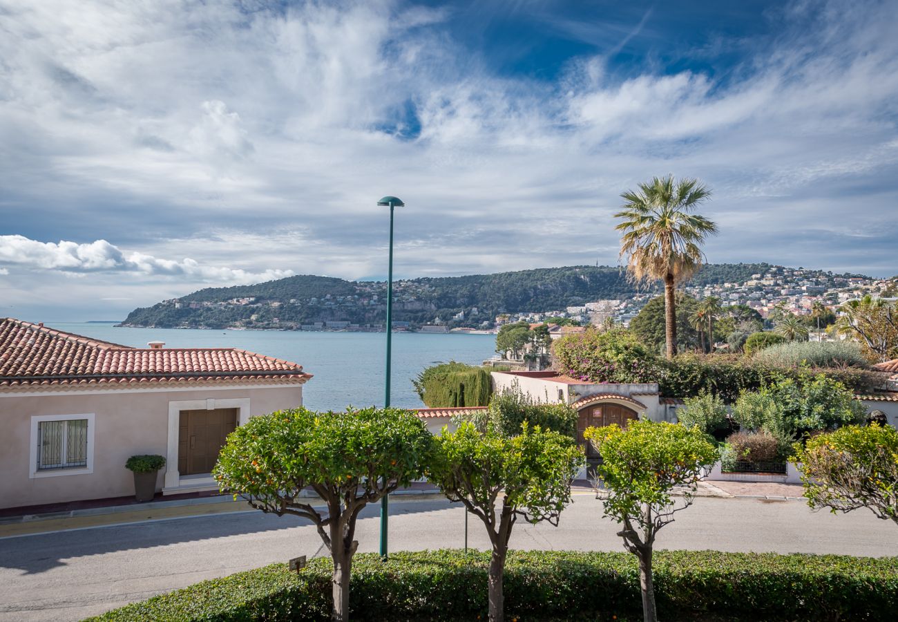 Apartment in Saint-Jean-Cap-Ferrat - Clay