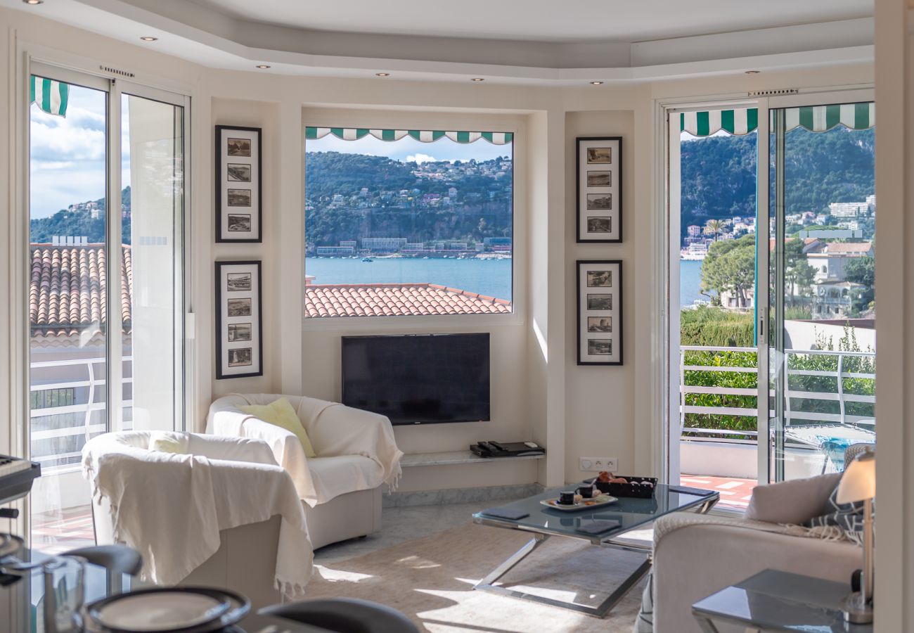 Apartment in Saint-Jean-Cap-Ferrat - Clay