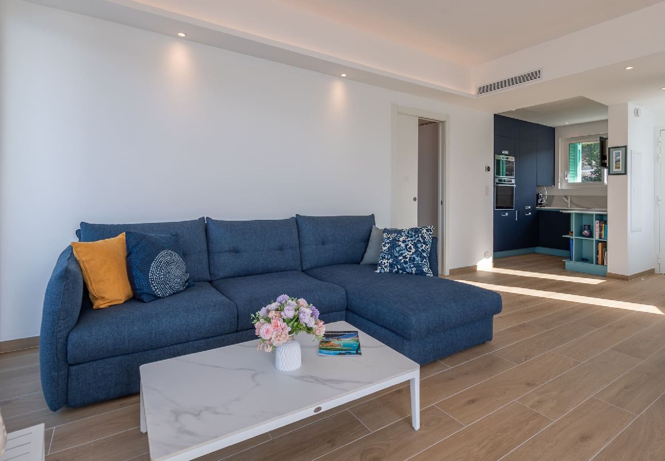 Apartment in Saint-Jean-Cap-Ferrat - marie