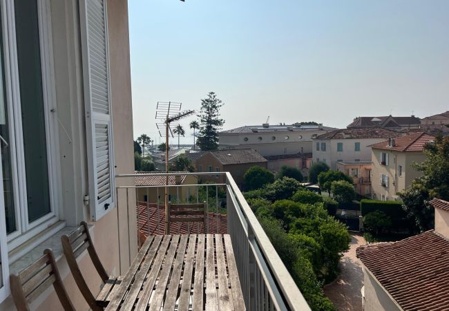 Apartment in Beaulieu-sur-Mer - Lili Apartment in Beaulieu-sur-Mer - Lili