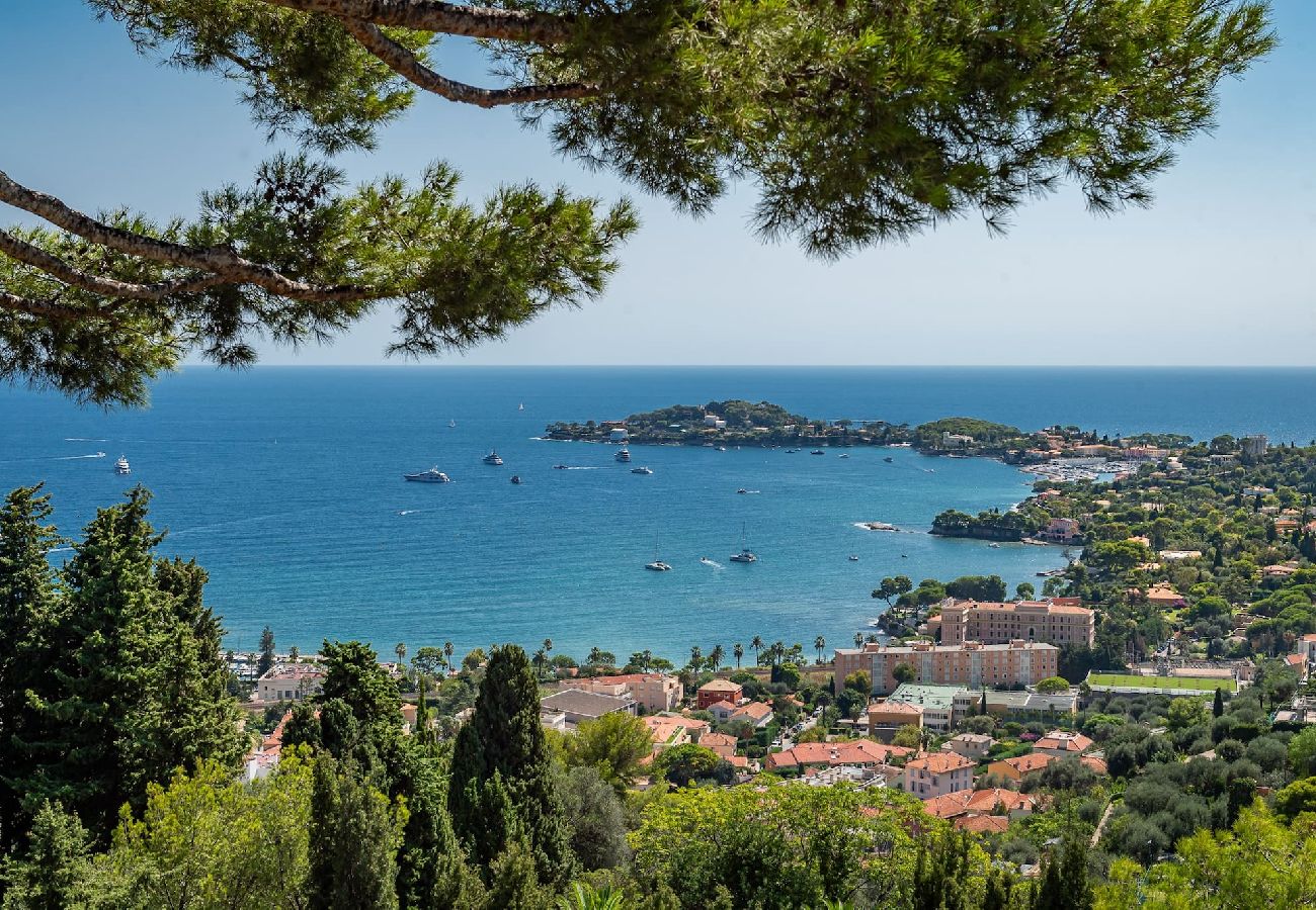 Appartement à Villefranche-sur-Mer - Roman