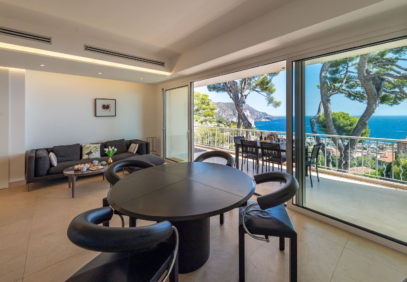 Appartement à Villefranche-sur-Mer - Roman