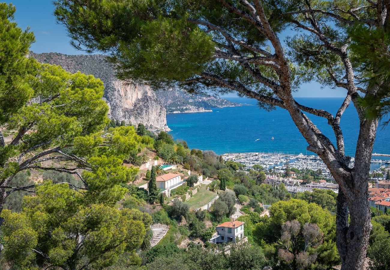 Appartement à Villefranche-sur-Mer - Roman