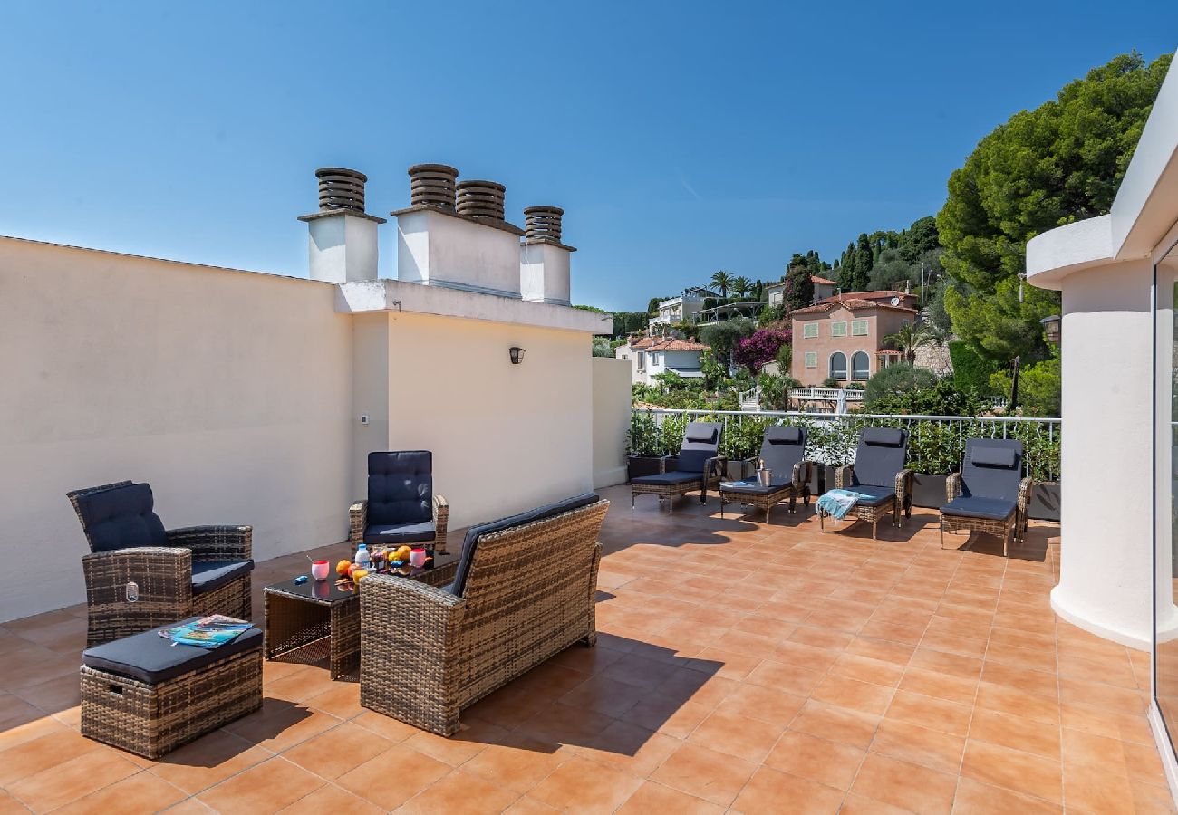 Appartement à Villefranche-sur-Mer - Roman