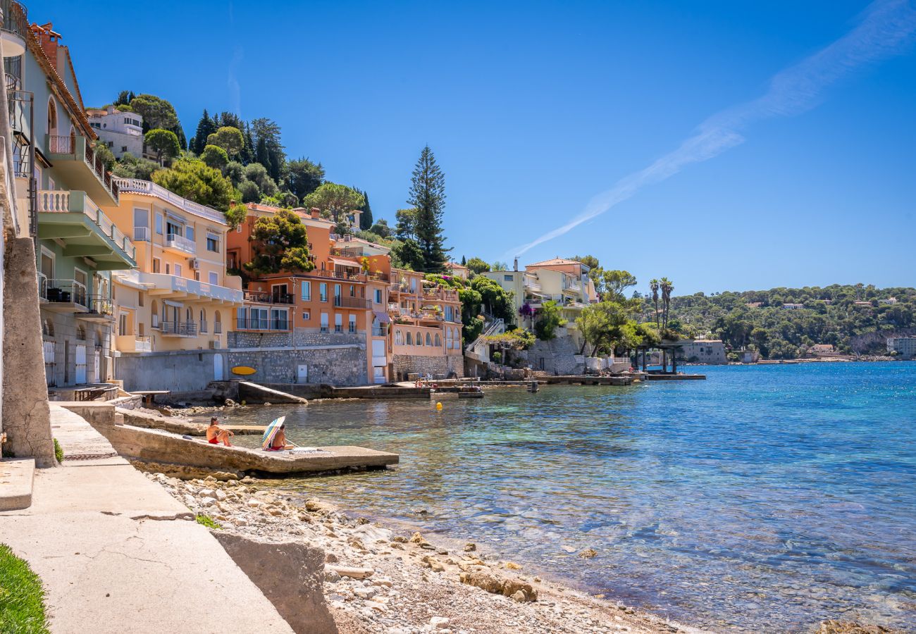 Studio à Saint-Jean-Cap-Ferrat - AINA