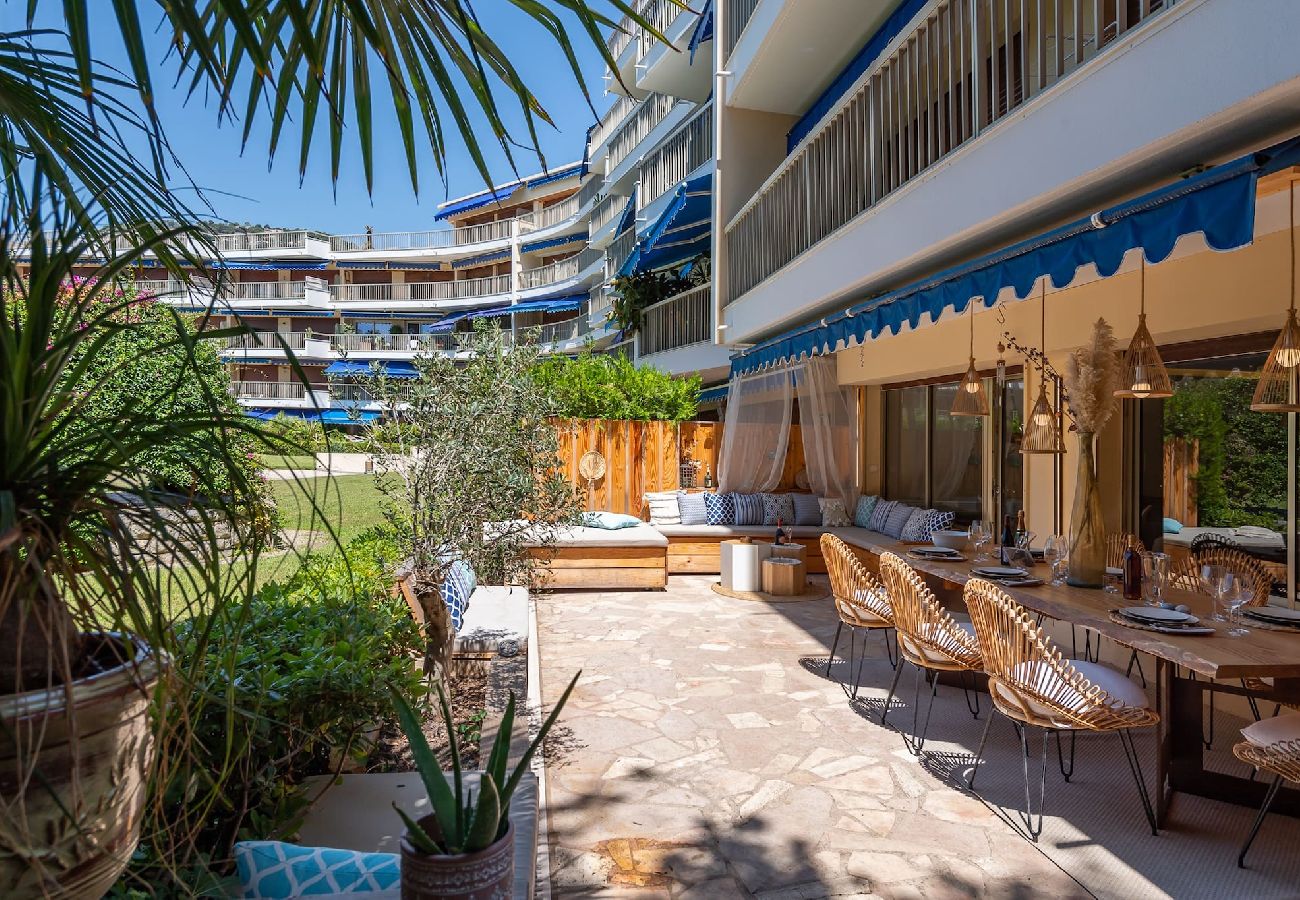 Кондоминиум на Saint-Jean-Cap-Ferrat - Tina