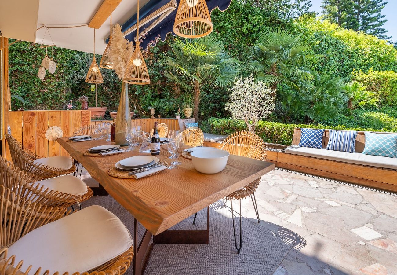 Кондоминиум на Saint-Jean-Cap-Ferrat - Tina